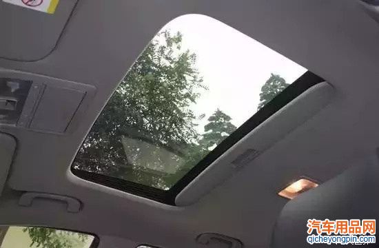 这些汽车配置被国人当宝 在老外眼中完全就是鸡肋！